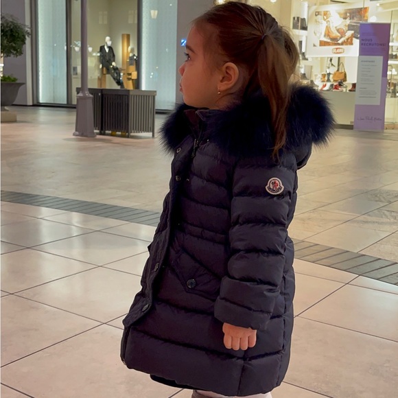 ❌SOLD❌Moncler Princess style jacket - Picture 5 of 6